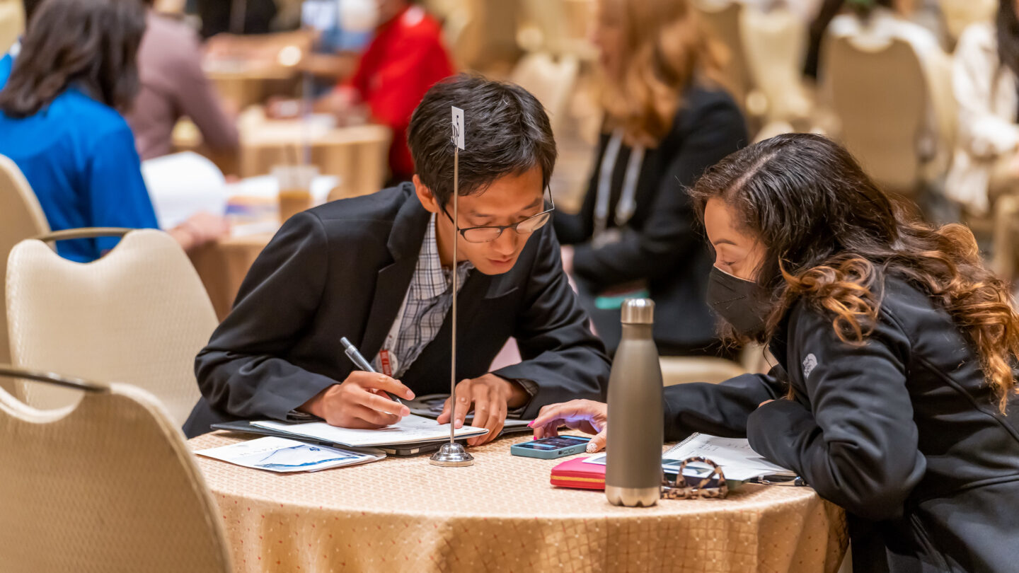 Small business finds its sea legs in the Las Vegas desert