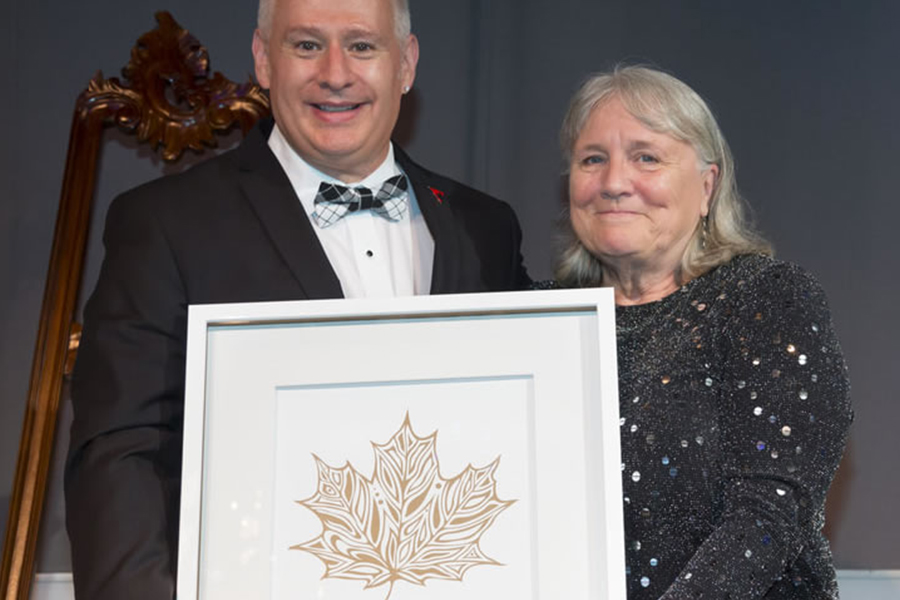 Manager of Supplier Diversity at Kellogg Company Wins CGLCC Chair’s Award