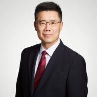 Photo of David Kim (he/him)