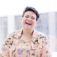 Photo of Lindsay Johnson (they/them)